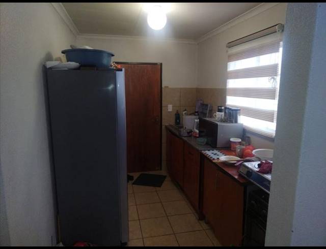 3 BEDROOM HOUSE FOR SALE IN OLIEVENHOUTBOSCH